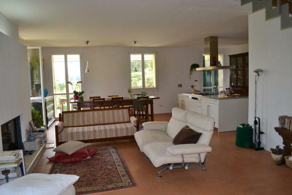 Il Giardino B&B Кастельветро-ди-Модена Экстерьер фото